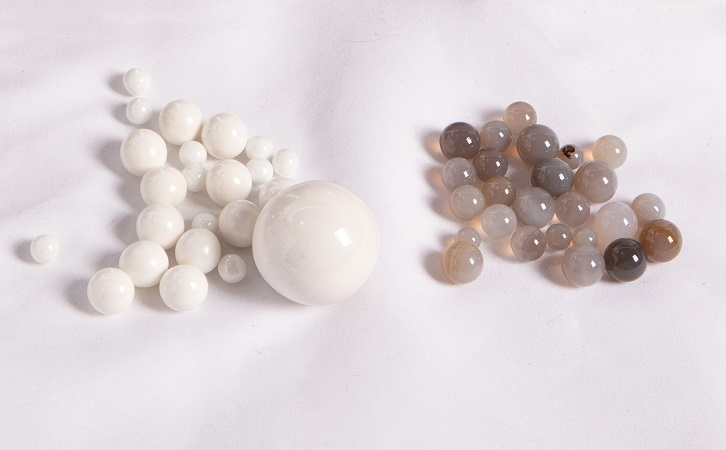 不同大小的丝瓜污视频入口球